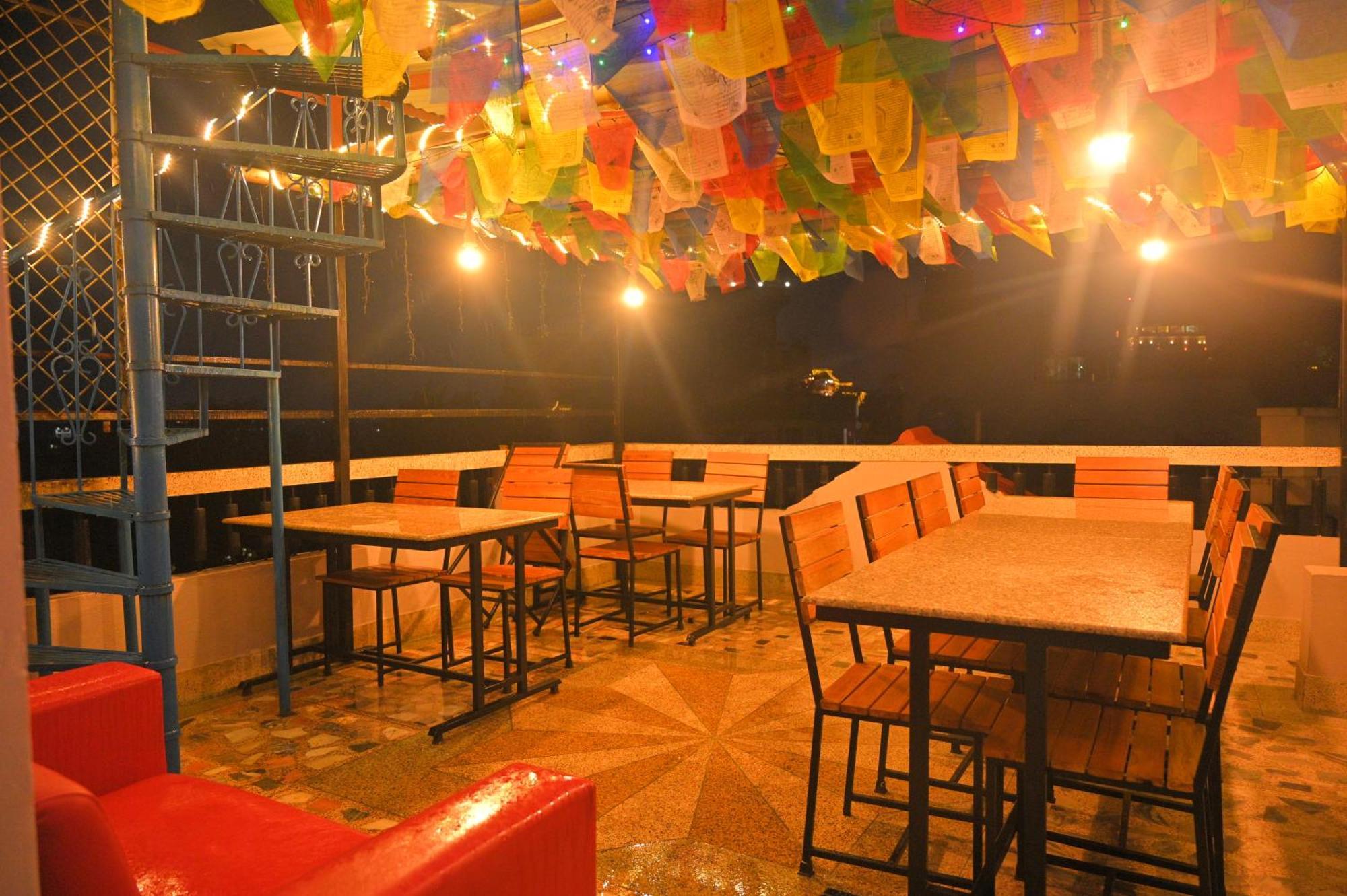 Hello Ktm Hostel Kathmandu Luaran gambar